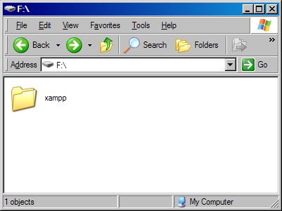 Windows XP screenshot of the xampp folder in its proper place: in the root of a USB drive (in this case, the USB drive's letter is F:).